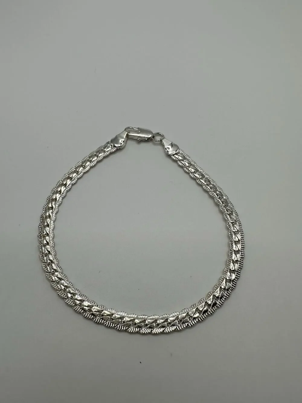 Silver Tone Flat Chain Bracelet Size 7.5